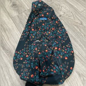 KAVU Wild Poppy Rope Sling Bag